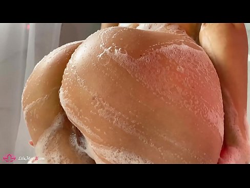 ❤️ Brunette වයිබ්රේටරය සමඟින් පුසි ස්වයං වින්දනයේ යෙදී ස්නානය කිරීමේදී දැඩි ලෙස සුරාන්තයට පත් කරයි Fuck video අප වෙත ❌❤